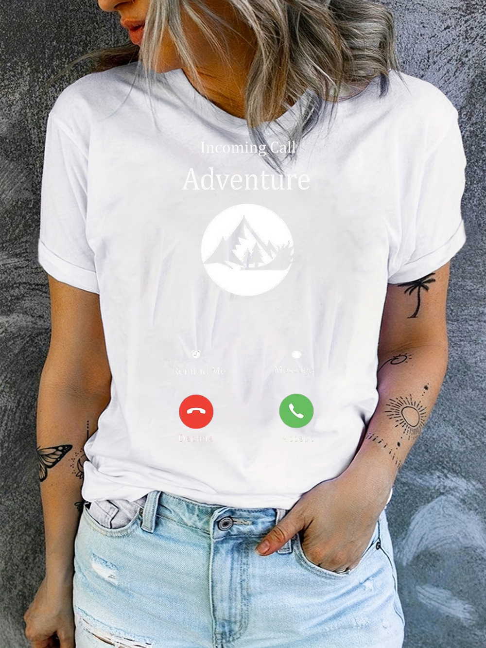 Adventure Call Print Crewneck  - Outdoor Adventure Enthusiast บทวิจารณ์และราคา